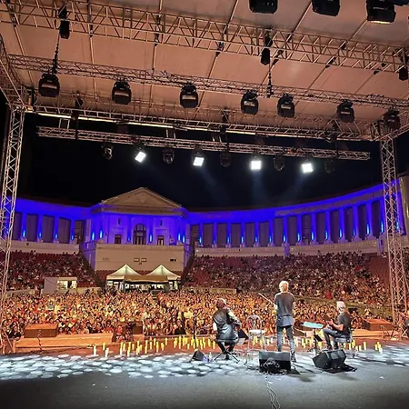 Carol Park View Bükreş