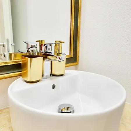 Otel Carol Park View Bükreş