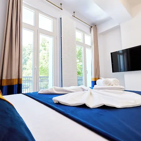 Carol Park View Otel