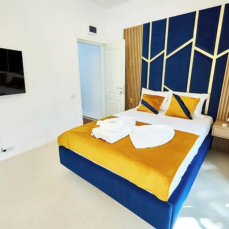 Carol Park View Otel 3*