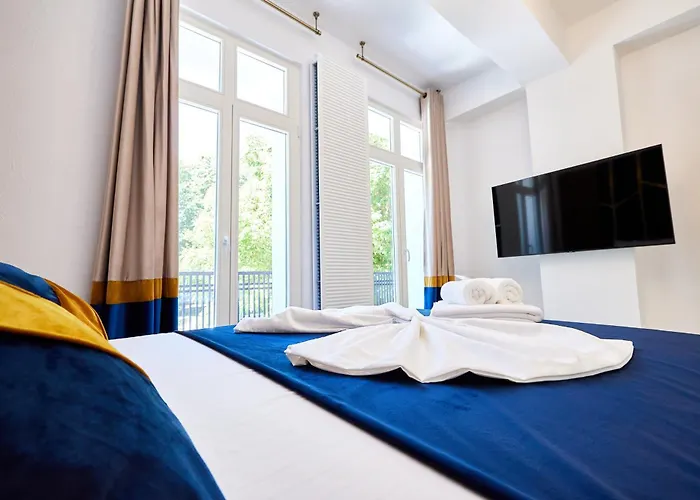 Carol Park View 3* Bukarest