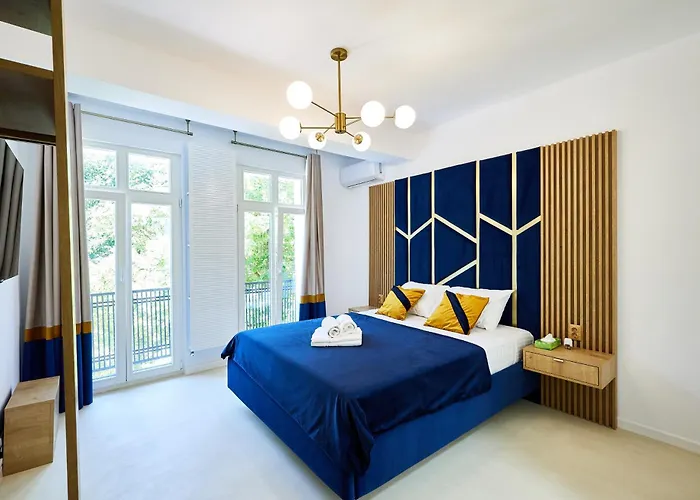 Carol Park View 3* Bukarest