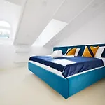 Carol Park View 3* Bucarest