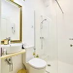 Hotel Carol Park View 3*