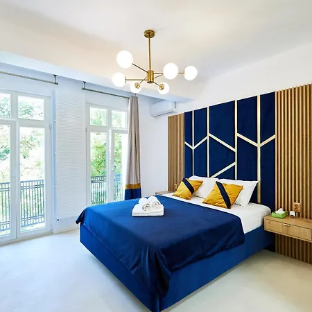 Carol Park View 3* Bukarest