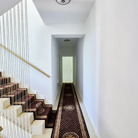 Carol Park View Hotel Bukarest