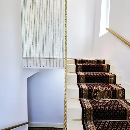 Carol Park View Hotel