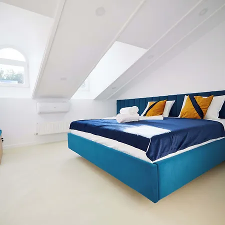 Carol Park View 3* Bukarest