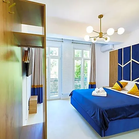 Carol Park View 3* Bucharest
