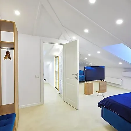 Carol Park View 3*