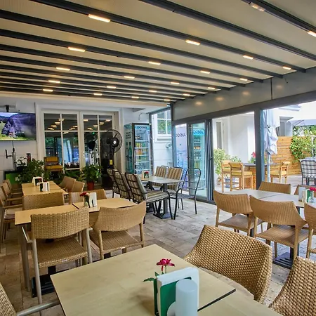 Hotel Carol Park View Bucarest