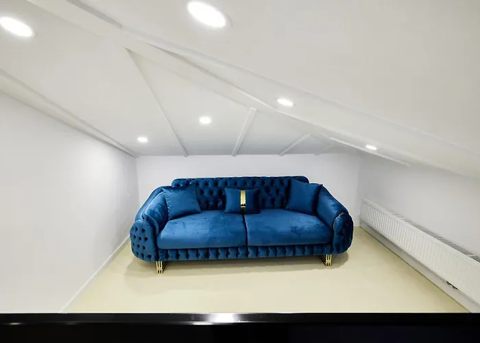 Готель Carol Park View Бухарест