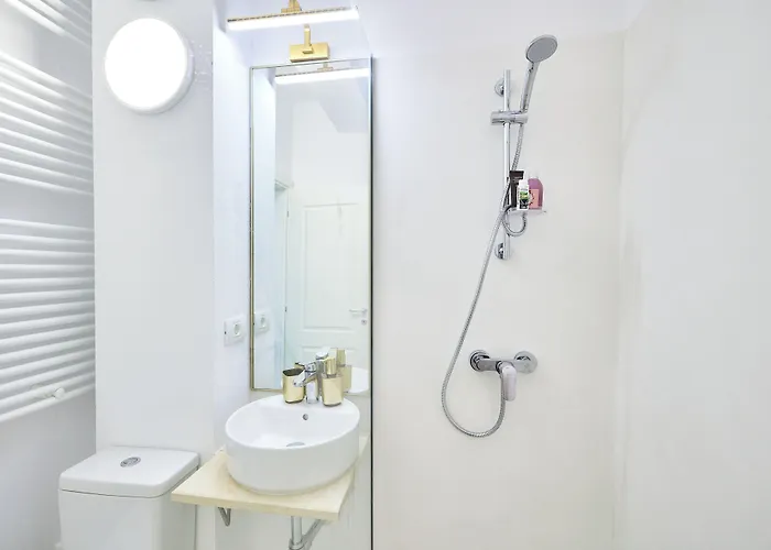 Carol Park View 3* Бухарест