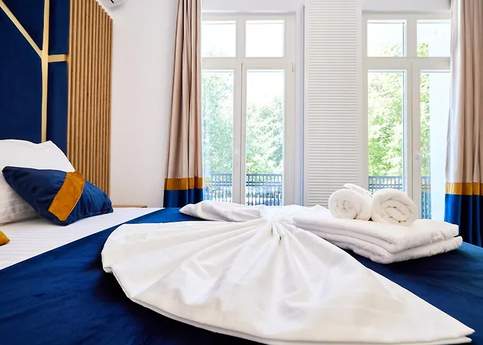 Hotel Carol Park View